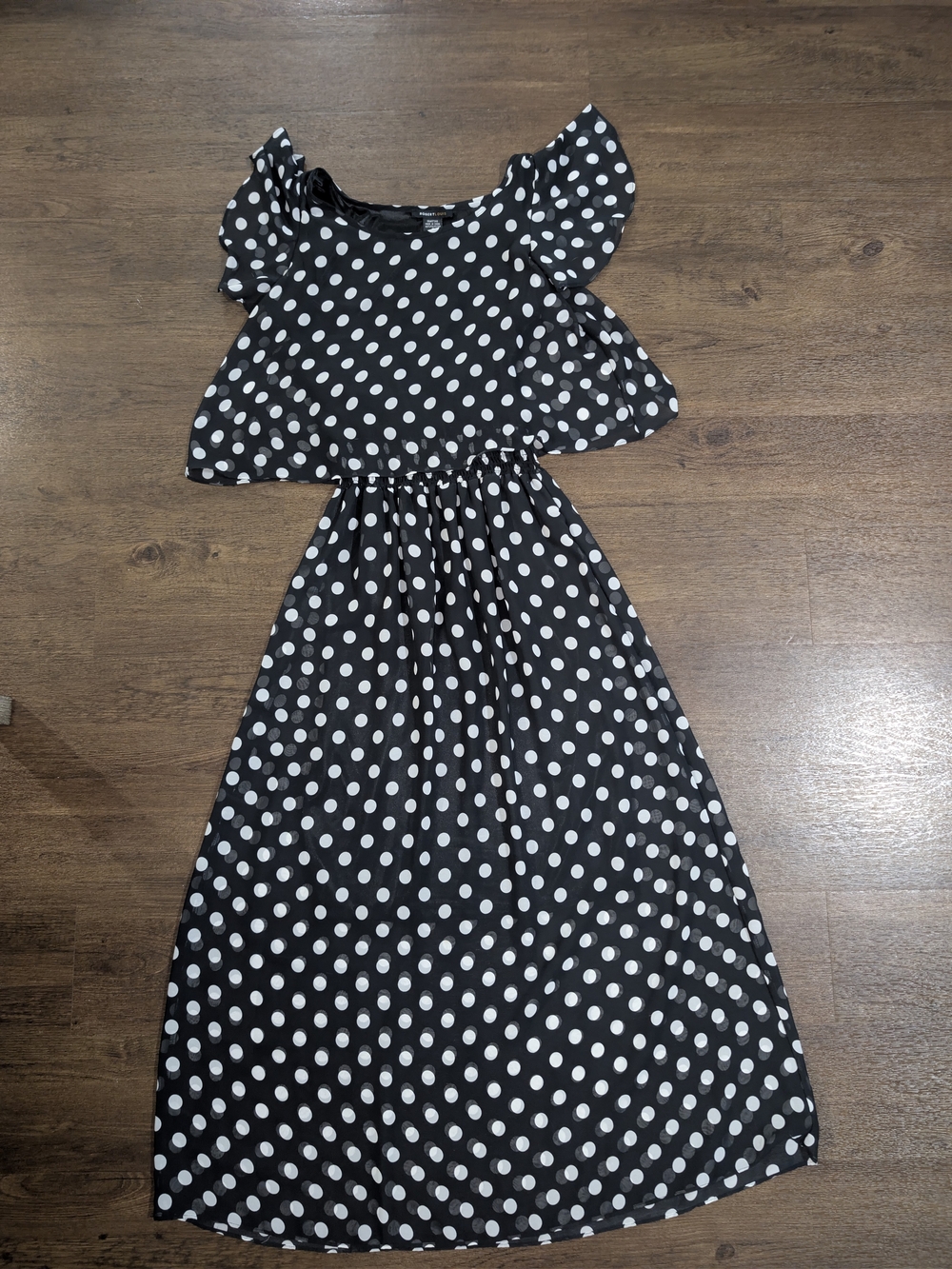 Robert Louis polka-dot  Black & White Dress NWT Size Medium